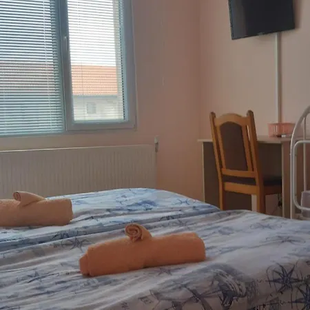 атес Καβάρνα